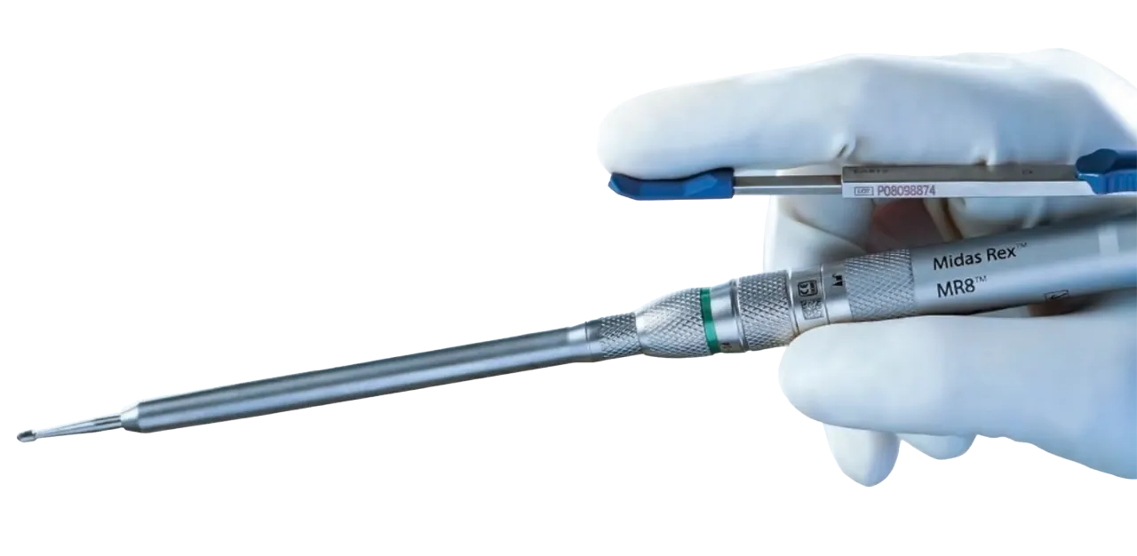 mano sosteniendo herramienta midas rex mr8